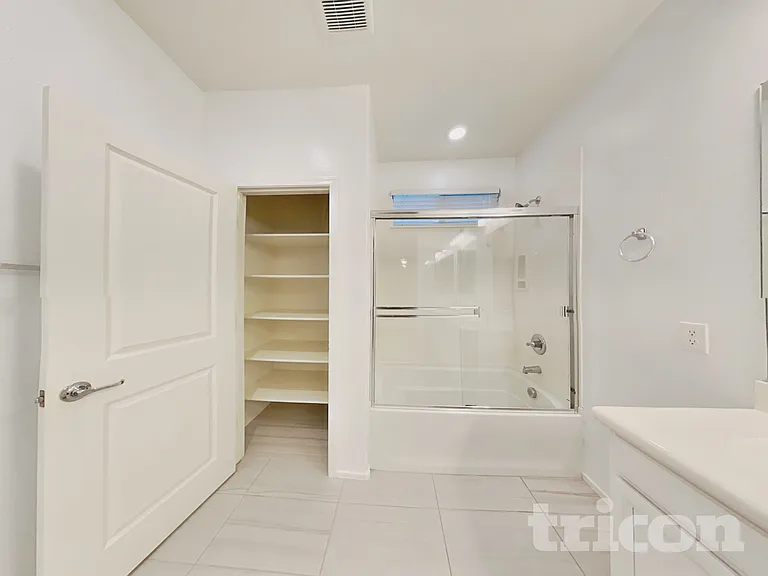 14989 W Wilshire Dr — Photo 8