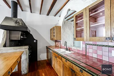 Rented by Bond New York