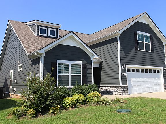 3rd image of 2431 Hollis Dr