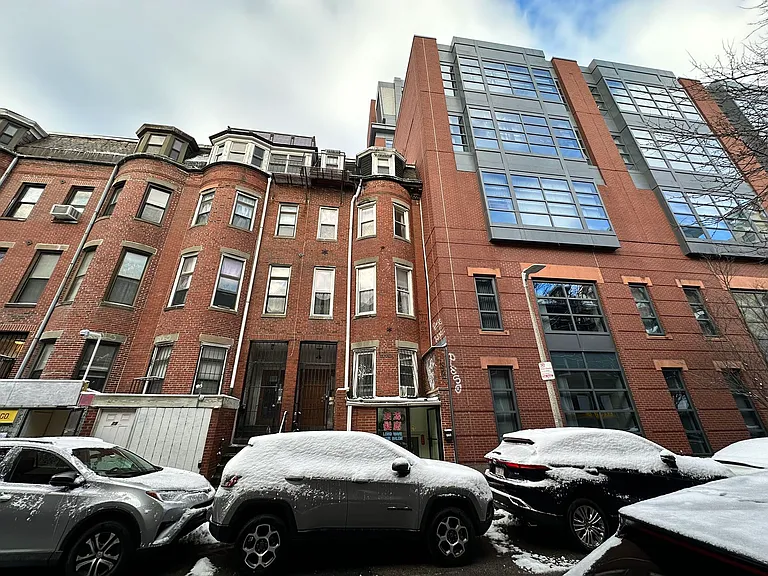 77 Tyler St #2 — Photo 8