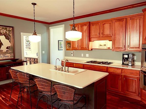 5th image of 35 Green Meadows Acres Pl
