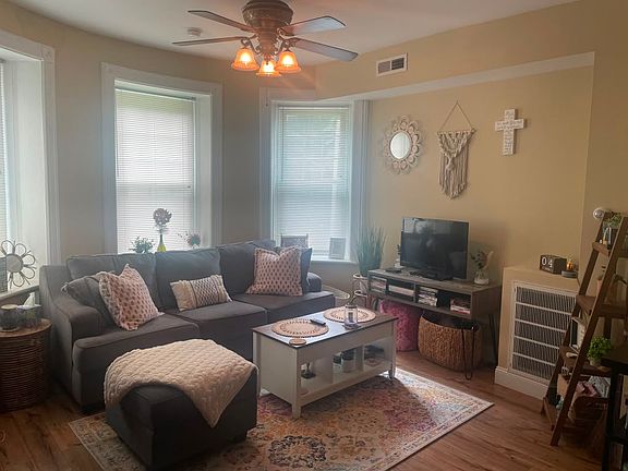 5th image of 307 W Park Ave APT 1