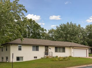 401 53rd Ave NE, Fridley, MN 55421