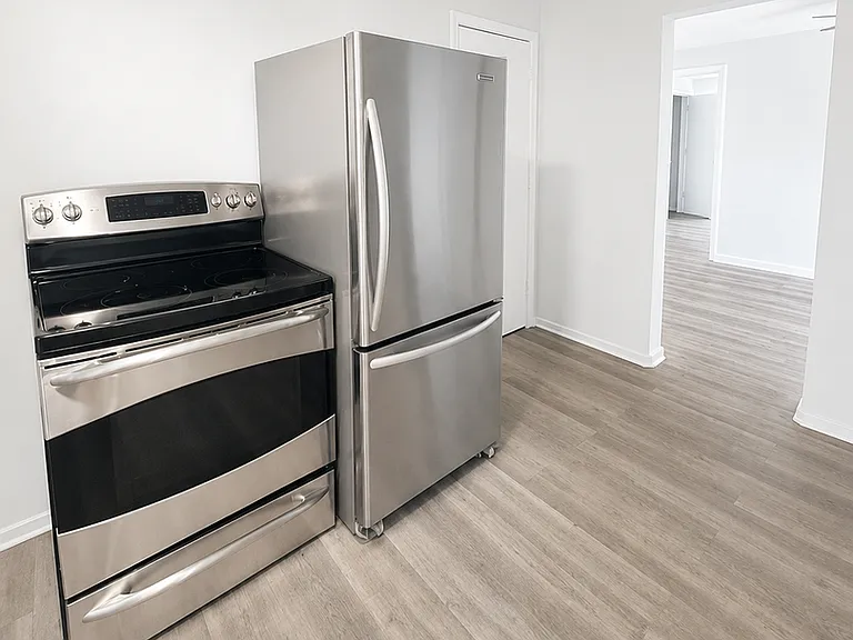 83 Meadow St #3E — Photo 3