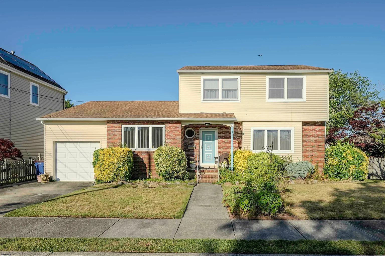 716 N Burghley Ave photo 1