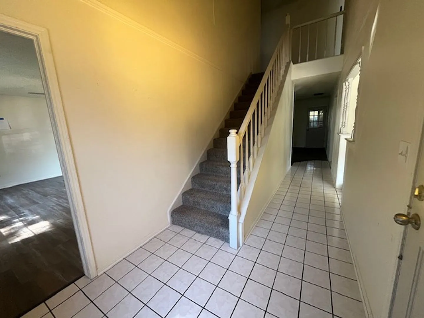 Union Schools-Peters Elementary, 4 bedroom, 2 bath, 2 car garage. — Photo 4