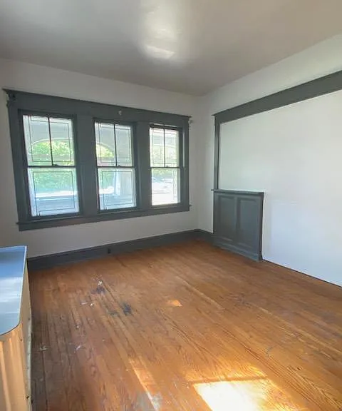 227 E High St — Photo 24