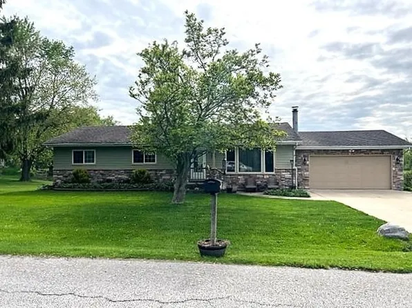 9109 Moraine St, Dyer, IN 46311