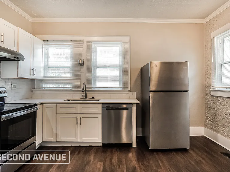 518 Oak Pl — Photo 12