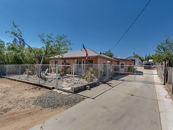 2nd image of 9733 53rd St