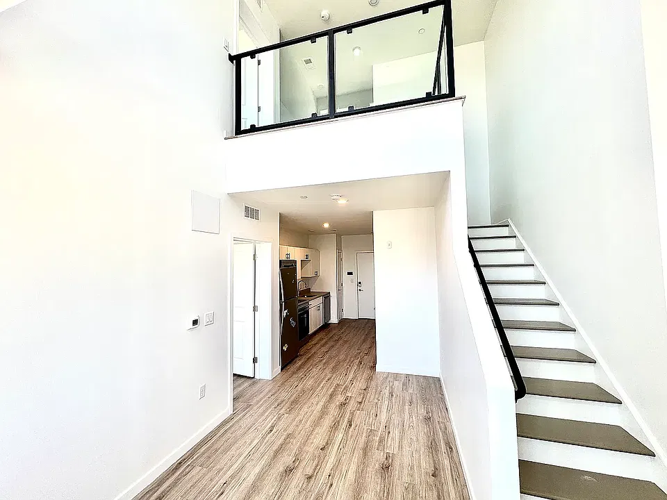 915B N Broad St #601