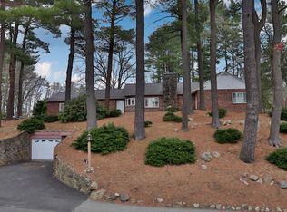 350 Walnut St, Lynnfield, MA 01940