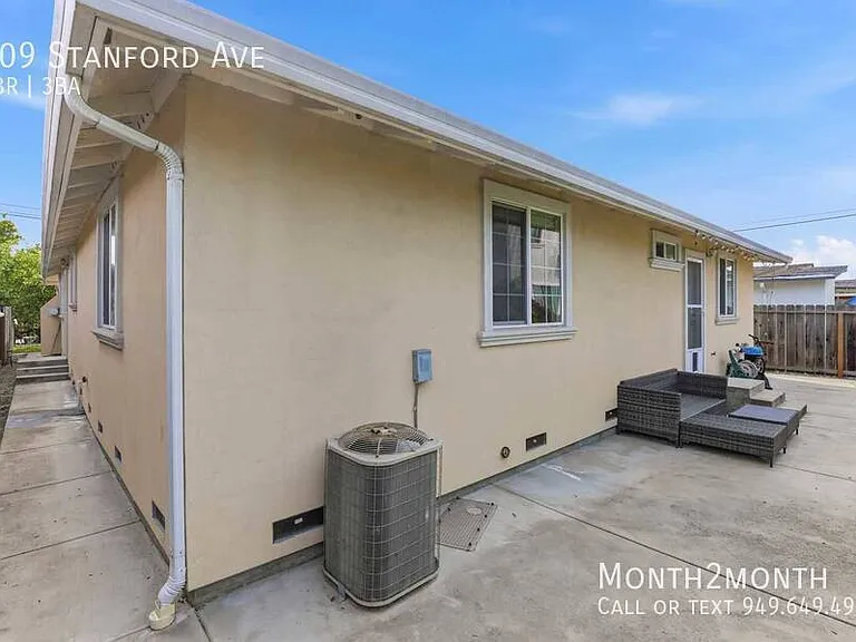 609 Stanford Ave — Photo 80