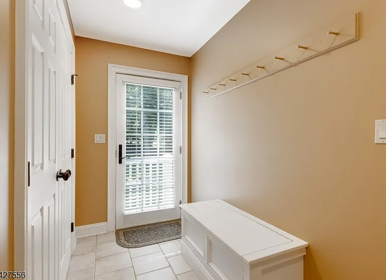 7 Byron Rd — Photo 28