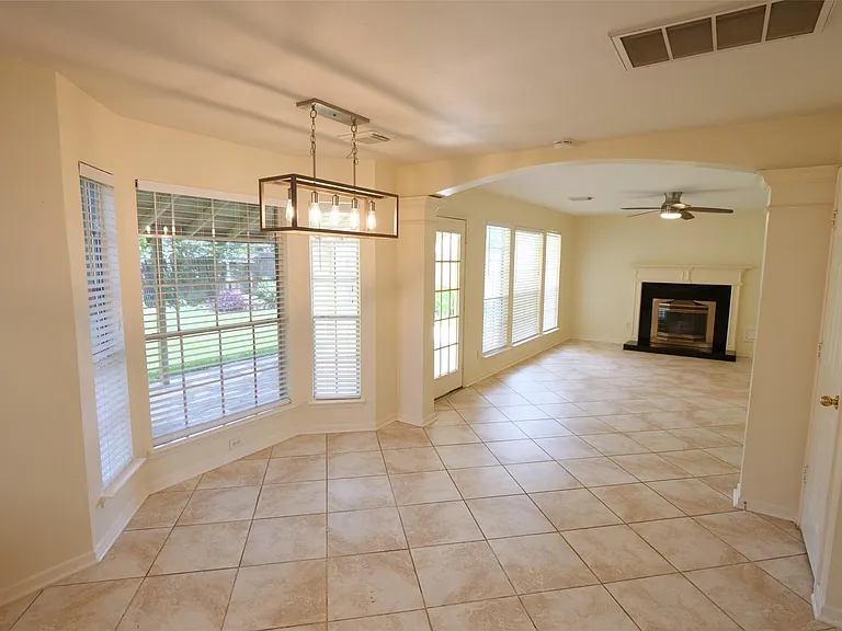 23822 Hopewell Dr — Photo 12