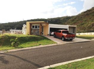 46 Calle El Yunque, Coamo, PR 00769