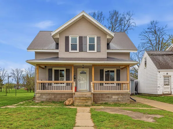 527 2nd Ave SW, Dyersville, IA 52040