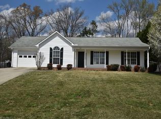 266 Central Oaks Rd, Clemmons, NC 27012