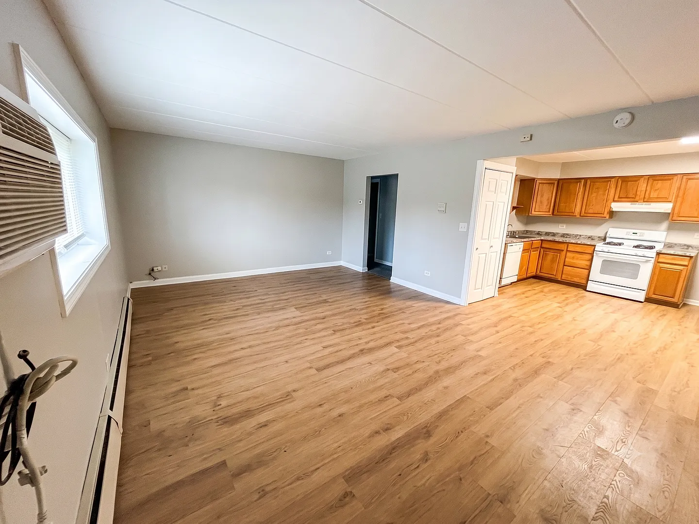 124 E Bailey Rd — Photo 2