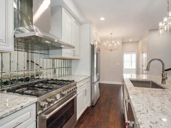 1919 N Drake Ave APT B, Chicago, IL 60647