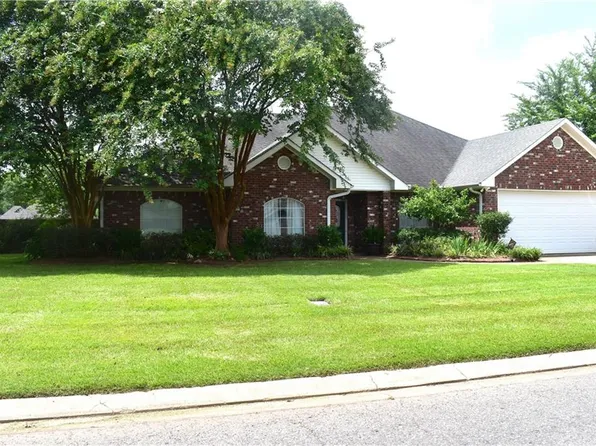 717 Saint Clair Ave, Natchitoches, LA 71457