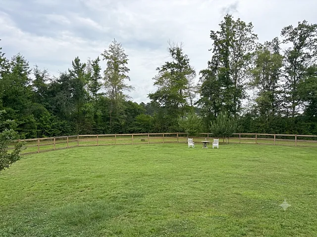 2265 Middle Rd — Photo 14