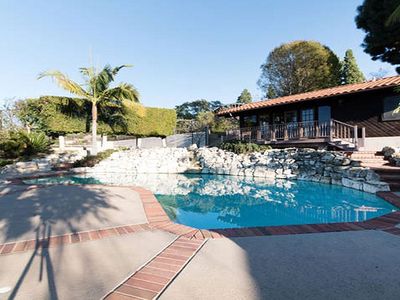 6857 Crest Rd, Rancho Palos Verdes, CA, 90275