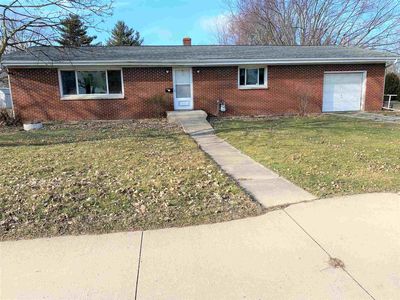 739 Dowling St, Kendallville, IN, 46755