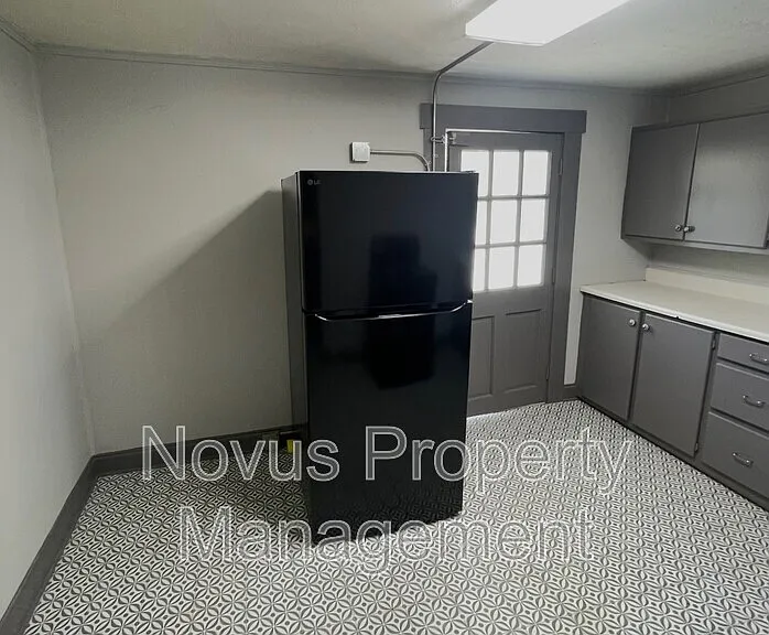 107 Parson St #B — Photo 8