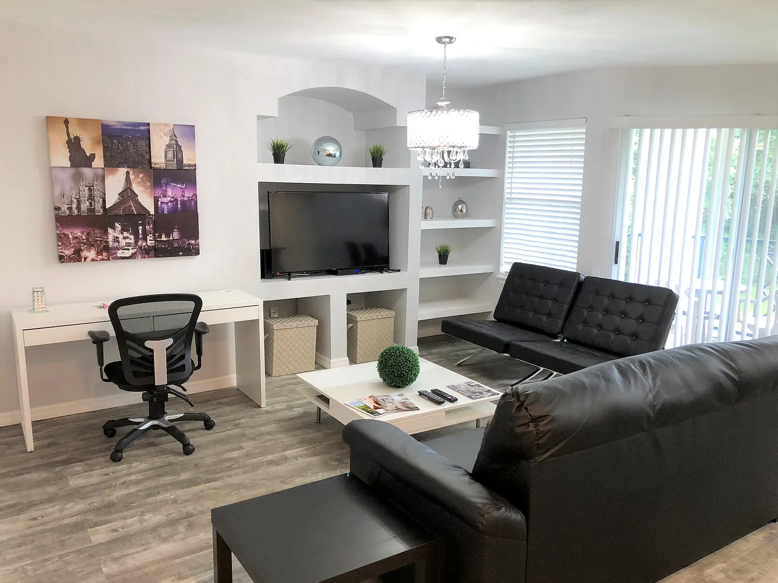 2 bed, 2.0 bath, 1012 sqft, $3,000 — Photo 2