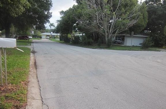 3rd image of 1512 Barbara Ave