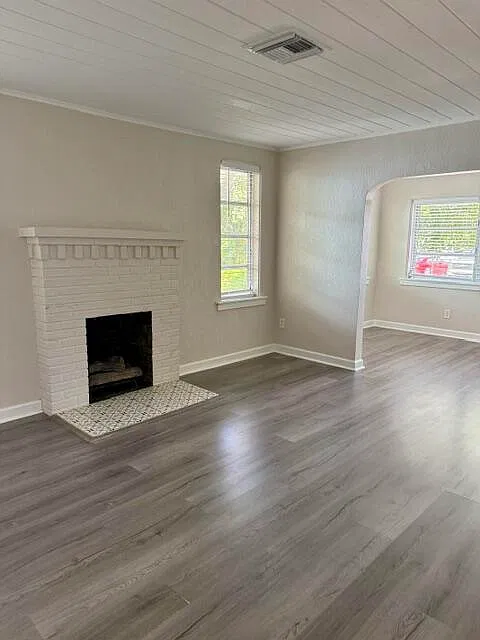 3 bed, 1.0 bath, 768 sqft, $3,500 — Photo 3