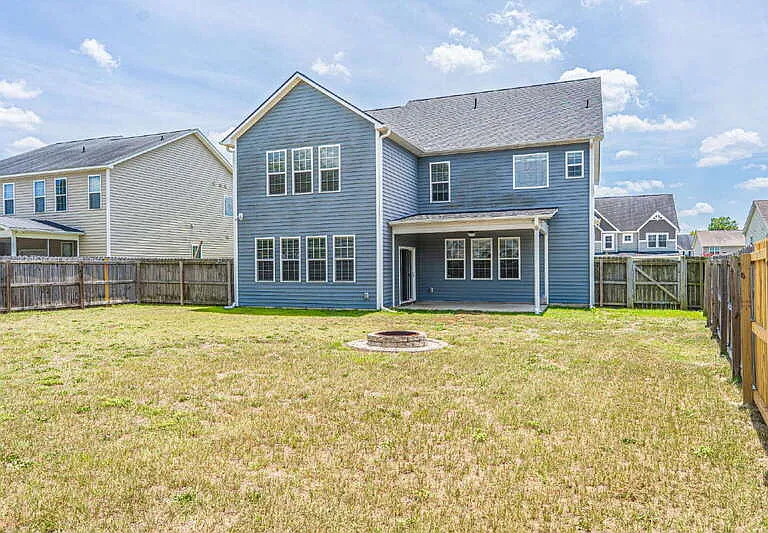 216 Tipperary St — Photo 32