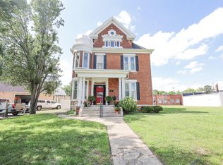807/815 Jefferson St, Paducah, KY 42001