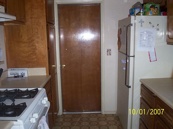 Kitchen Before Remodel
