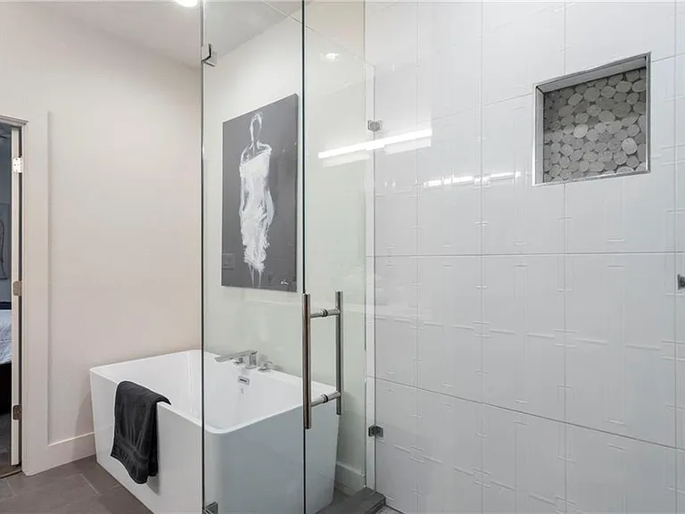 1412 Perez St #1 — Photo 12