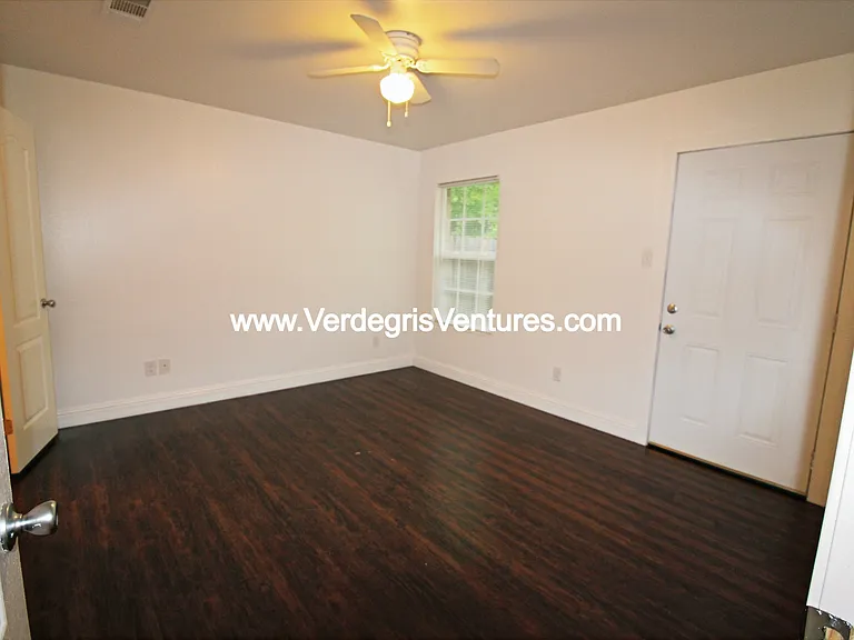 Principal bedroom