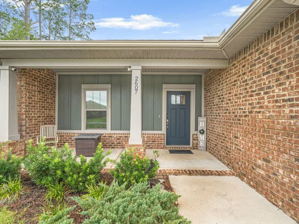 2607 Lovewood Dr, Navarre, FL 32566