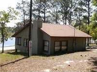 3534 Chain Lake Rd, Chipley, FL 32428