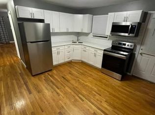846 Roosevelt St #1, West Hempstead, NY 11552