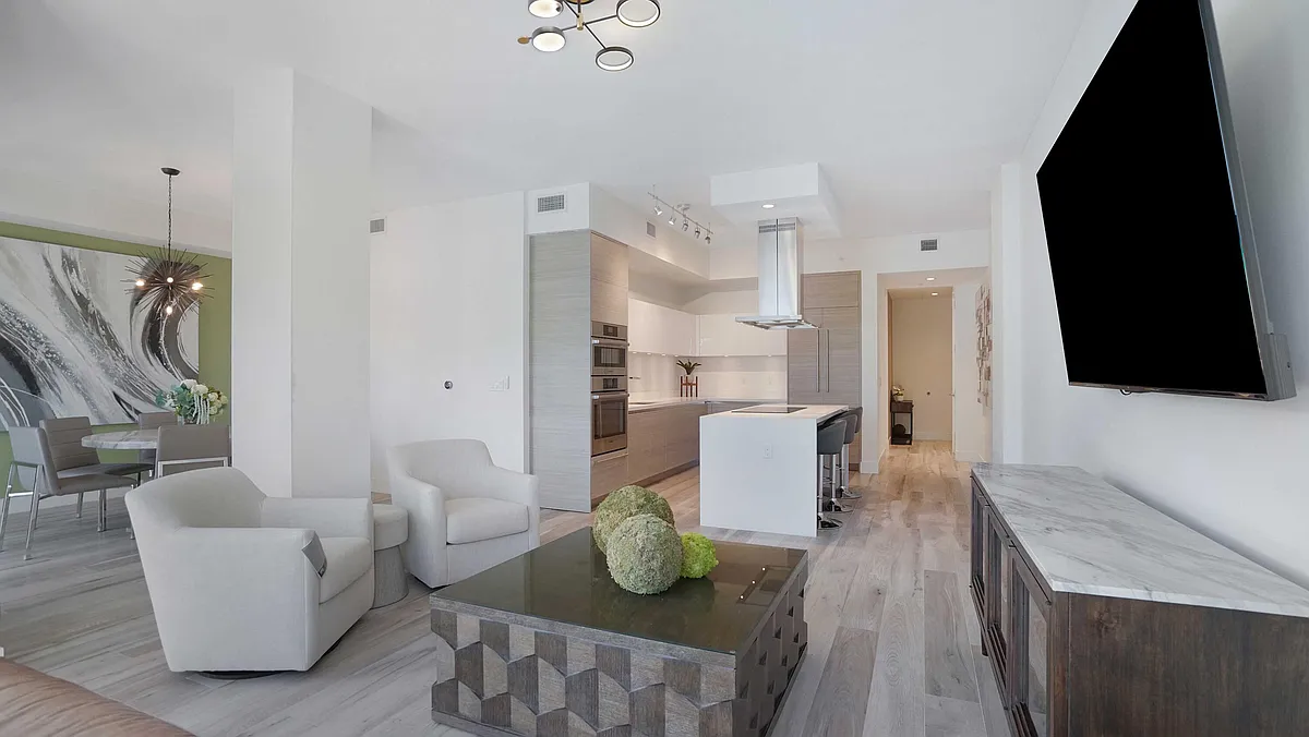 Building Photo - 155 E Boca Raton Rd #301