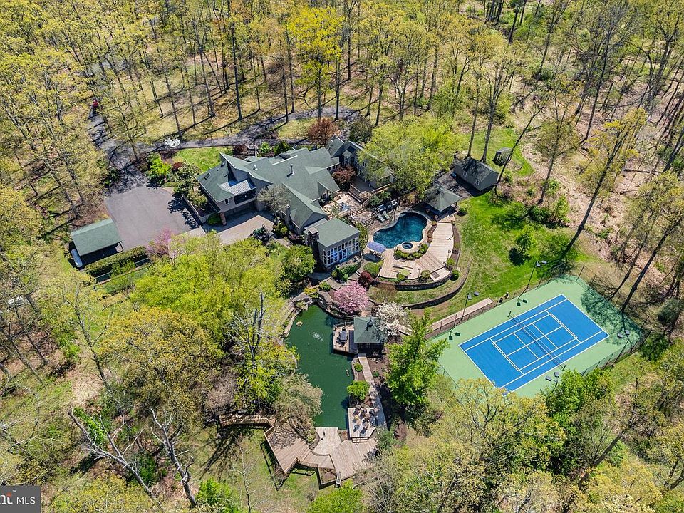 1st image of 2094 Aquetong Rd