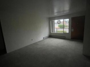 2004 SW 152nd St, Burien, WA 98166