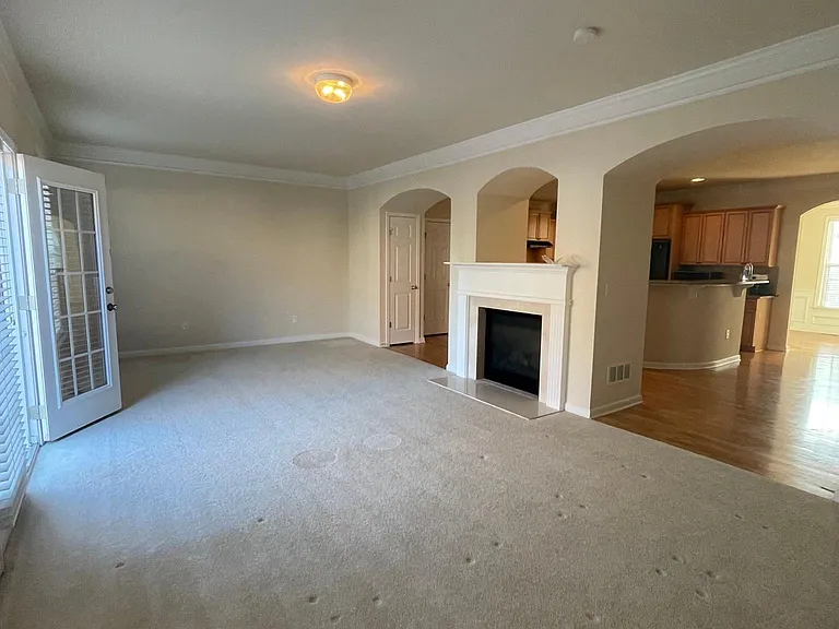 10494 Holliwell Ct — Photo 15