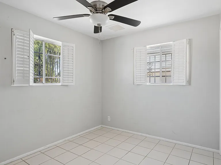 5458 E Boston St — Photo 14