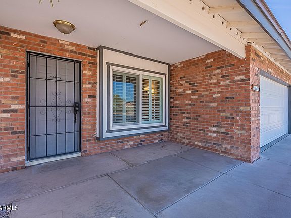 5th image of 5005 E EVERGREEN Street