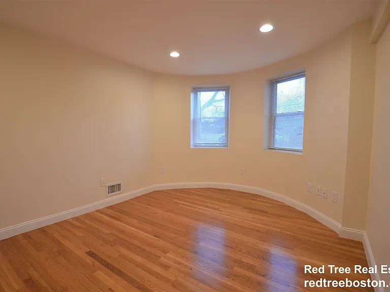 1801 Beacon St #2 — Photo 13