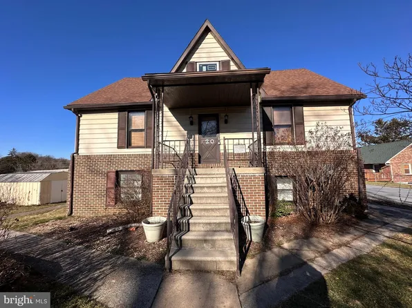 20 & 22 E Chestnut St, Funkstown, MD 21734