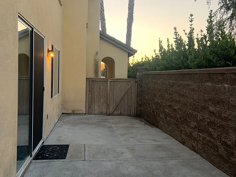 1331 Santa Elisabeth Ave — Photo 5