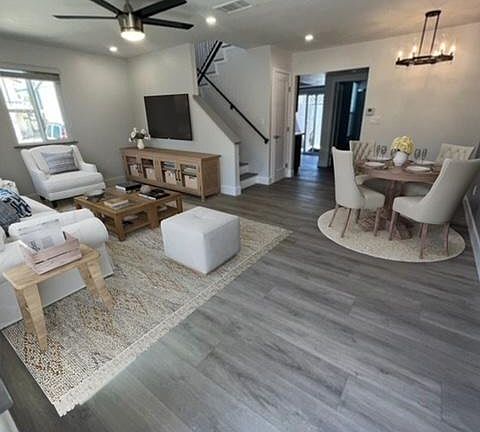 Large open floor plan: living room/dining area